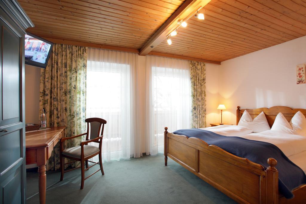 Pension Rosenhof ブリクセン イン ターレ 部屋 写真
